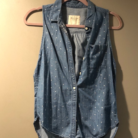 Abercrombie Button down Jean shirt sleeve less - Picture 1 of 1